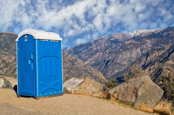 Portable Toilet Options We Offer in Elizabeth Lake, CA